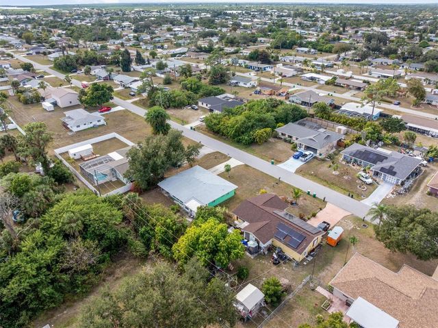 565 READING STREET NW, Port Charlotte, FL 33952