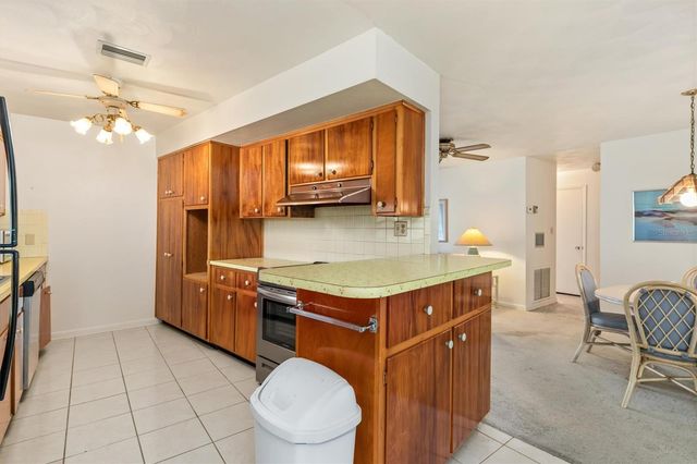 565 READING STREET NW, Port Charlotte, FL 33952