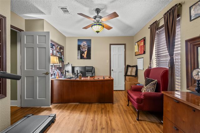 8625 Cotton Creek Lane, Fort Worth, TX 76123