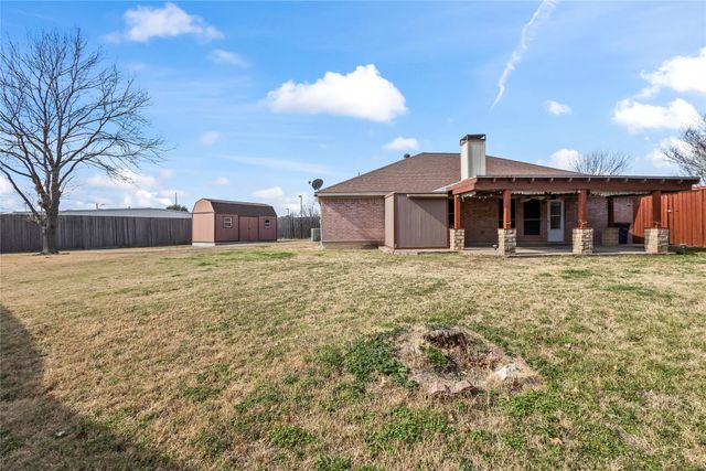 8625 Cotton Creek Lane, Fort Worth, TX 76123