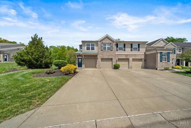 1384 Twin Spires Drive, Batavia Twp, OH 45103