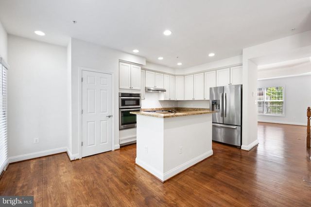 8342 BRODERICK CIR, Gaithersburg, MD 20877