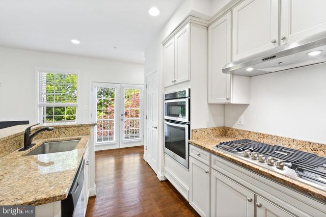 8342 BRODERICK CIR, Gaithersburg, MD 20877