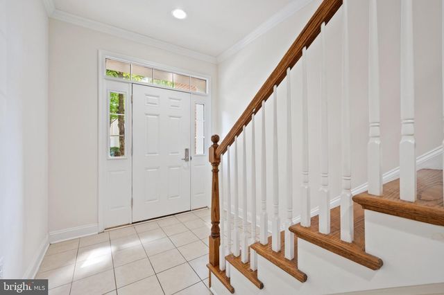 8342 BRODERICK CIR, Gaithersburg, MD 20877