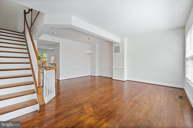8342 BRODERICK CIR, Gaithersburg, MD 20877