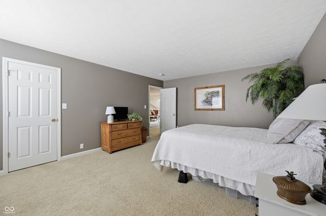 6271 Eller Creek Way 8, Fishers, IN 46038