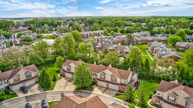 6271 Eller Creek Way 8, Fishers, IN 46038