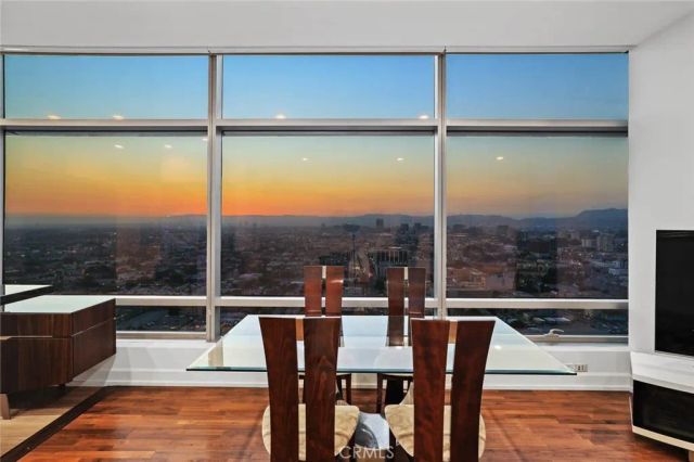 900 W Olympic 31J, Los Angeles, CA 90015