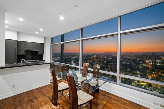 900 W Olympic 31J, Los Angeles, CA 90015