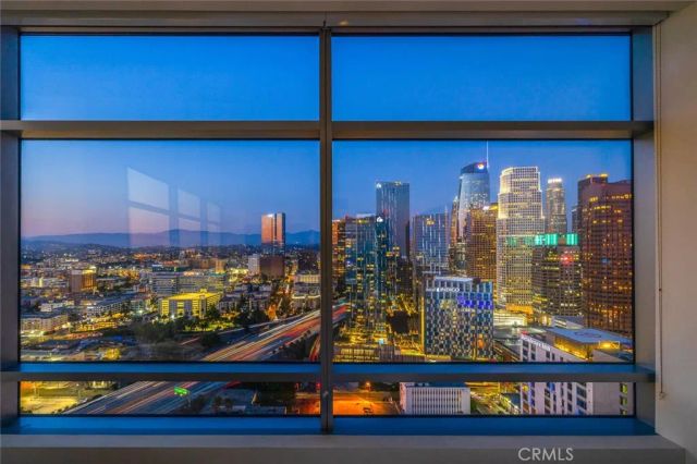 900 W Olympic 31J, Los Angeles, CA 90015