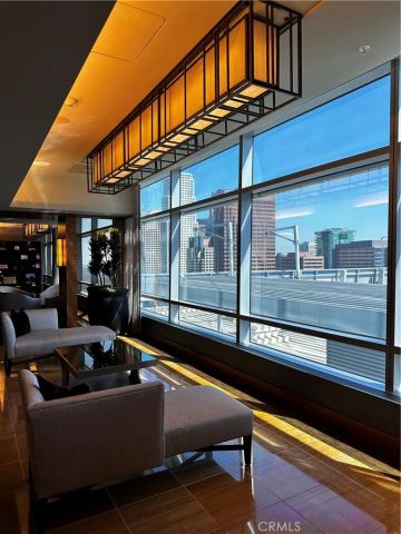 900 W Olympic 31J, Los Angeles, CA 90015