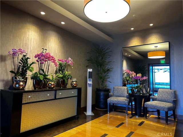 900 W Olympic 31J, Los Angeles, CA 90015