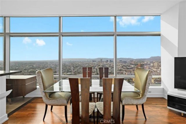 900 W Olympic 31J, Los Angeles, CA 90015