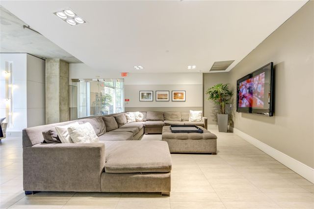 1901 Post Oak Boulevard 1405, Houston, TX 77056