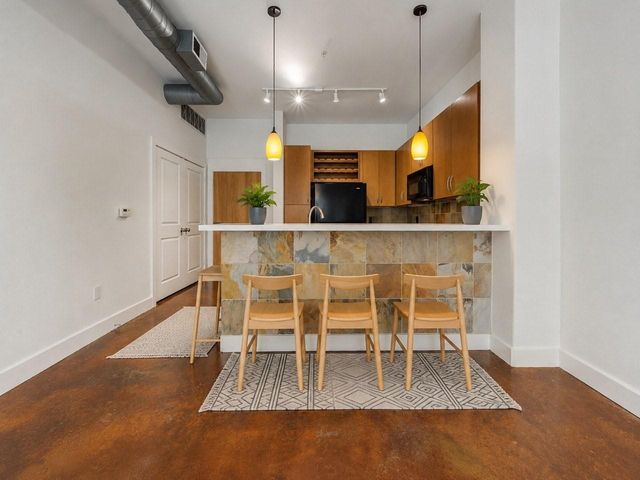 1901 Post Oak Boulevard 1405, Houston, TX 77056