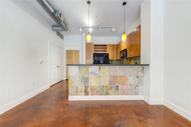 1901 Post Oak Boulevard 1405, Houston, TX 77056