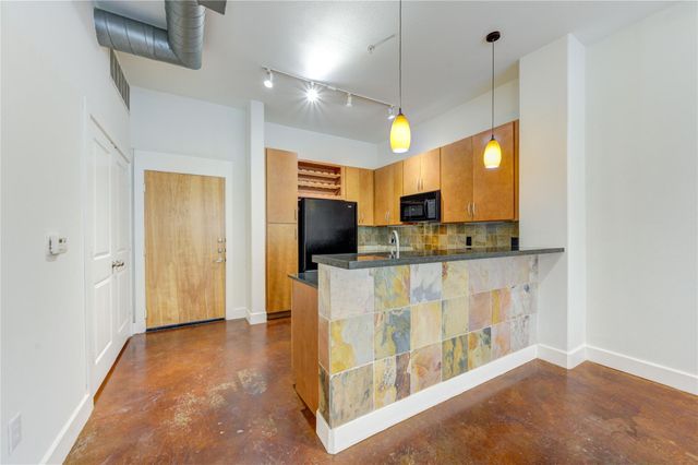 1901 Post Oak Boulevard 1405, Houston, TX 77056
