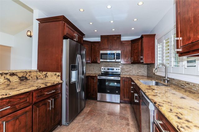 92-111 Ulele Place, Kapolei, HI 96707