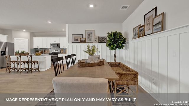 421 KOLBO CROSSING COVE, Lockhart, TX 78644