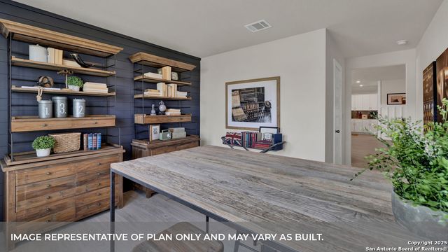 421 KOLBO CROSSING COVE, Lockhart, TX 78644