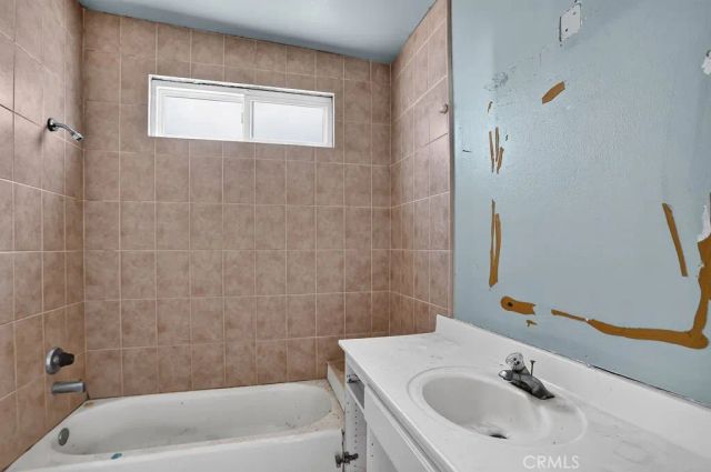 2242 Orchard Drive, Newport Beach, CA 92660
