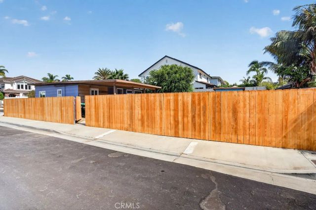2242 Orchard Drive, Newport Beach, CA 92660