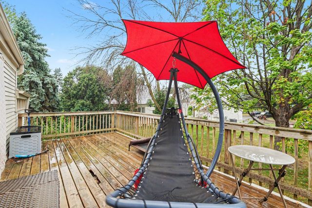 169 Bordeaux Court, Woodbury, MN 55125