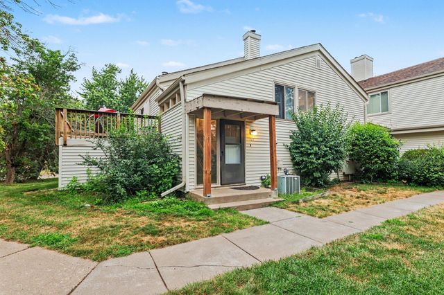 169 Bordeaux Court, Woodbury, MN 55125
