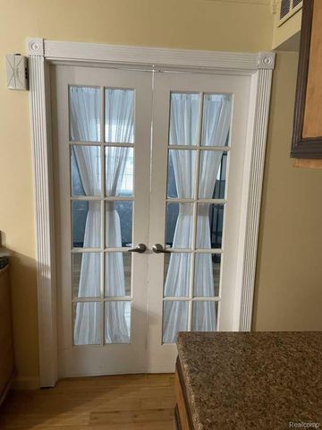 38176 S Groesbeck Highway, Clinton Charter Township, MI 48036