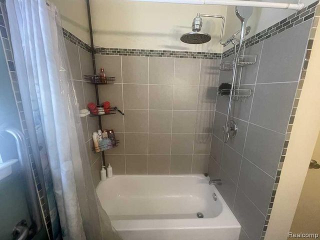 38176 S Groesbeck Highway, Clinton Charter Township, MI 48036