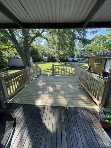 38176 S Groesbeck Highway, Clinton Charter Township, MI 48036