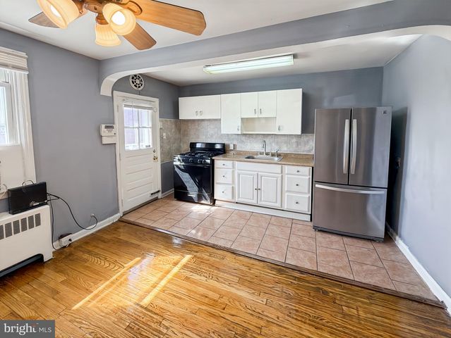 2709 E HOFFMAN ST, Baltimore, MD 21213