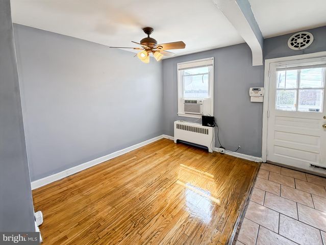 2709 E HOFFMAN ST, Baltimore, MD 21213