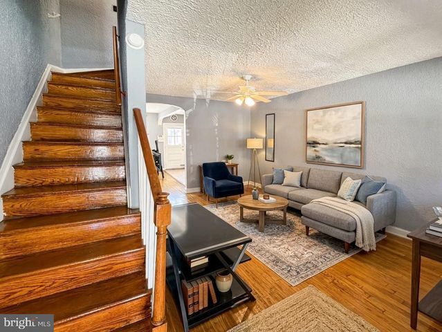 2709 E HOFFMAN ST, Baltimore, MD 21213