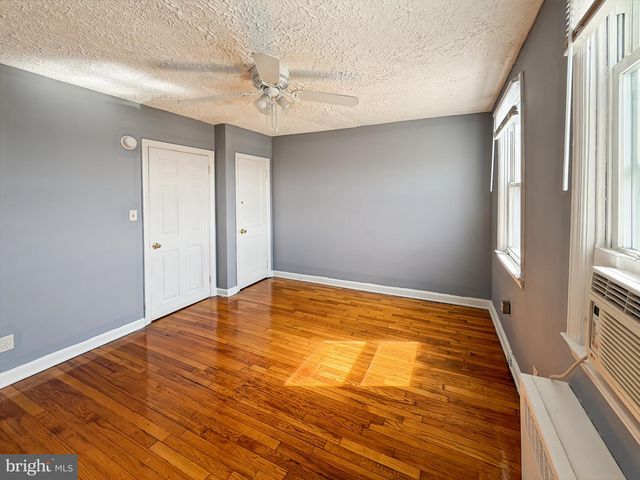 2709 E HOFFMAN ST, Baltimore, MD 21213