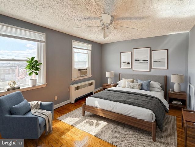 2709 E HOFFMAN ST, Baltimore, MD 21213