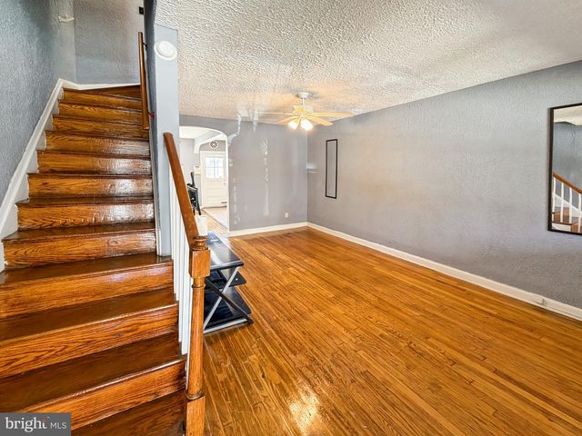 2709 E HOFFMAN ST, Baltimore, MD 21213