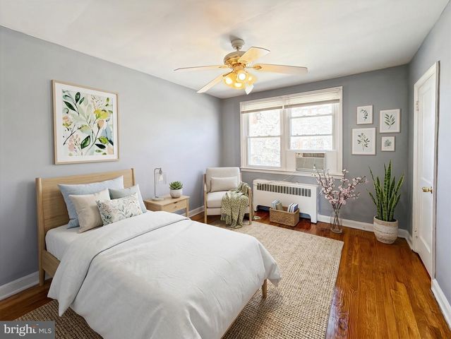 2709 E HOFFMAN ST, Baltimore, MD 21213