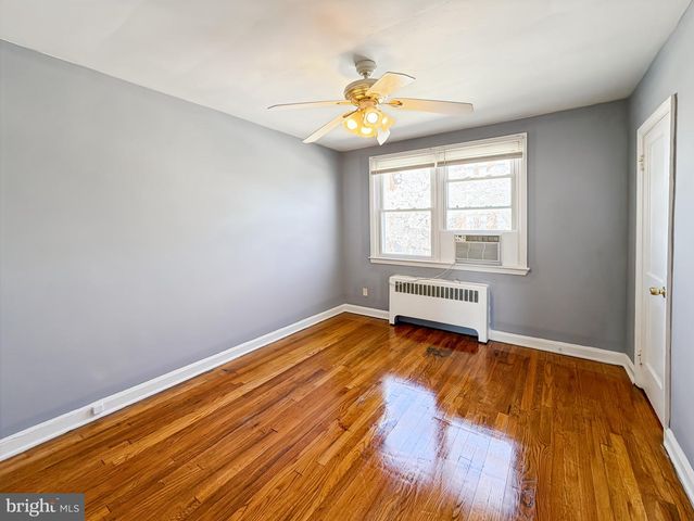 2709 E HOFFMAN ST, Baltimore, MD 21213