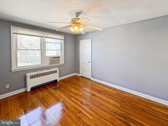 2709 E HOFFMAN ST, Baltimore, MD 21213