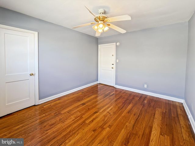 2709 E HOFFMAN ST, Baltimore, MD 21213