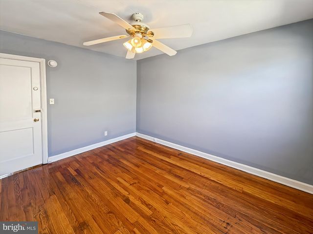 2709 E HOFFMAN ST, Baltimore, MD 21213