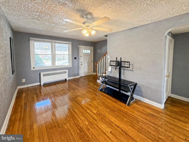 2709 E HOFFMAN ST, Baltimore, MD 21213