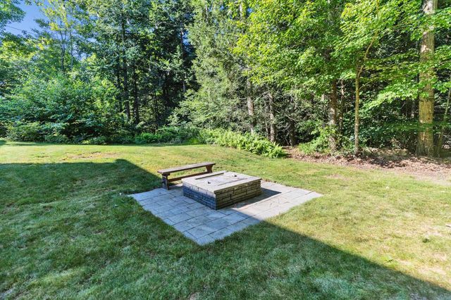 48 Jacqueline Drive, New Ipswich, NH 03071
