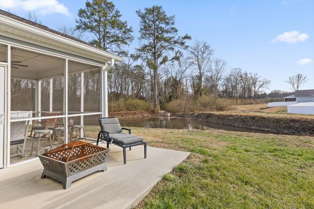 1303 Baldwin Field Circle, Hixson, TN 37343