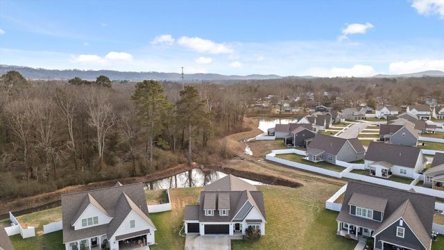 1303 Baldwin Field Circle, Hixson, TN 37343