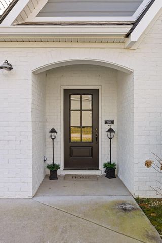 1303 Baldwin Field Circle, Hixson, TN 37343