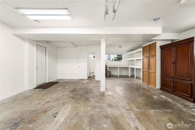 10512 SE 236th Place, Kent, WA 98031