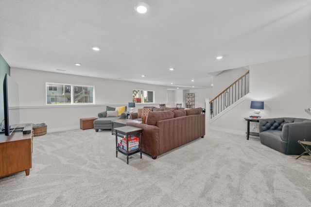 2737 N Eagle Ct, Wichita, KS 67226