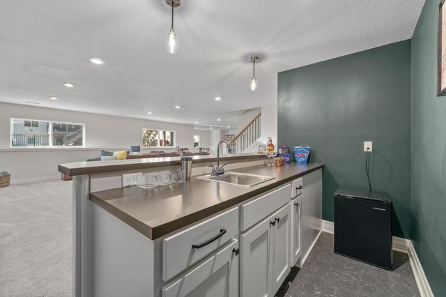 2737 N Eagle Ct, Wichita, KS 67226